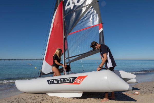 MiniCat, Un catamaran gonflable et transportable